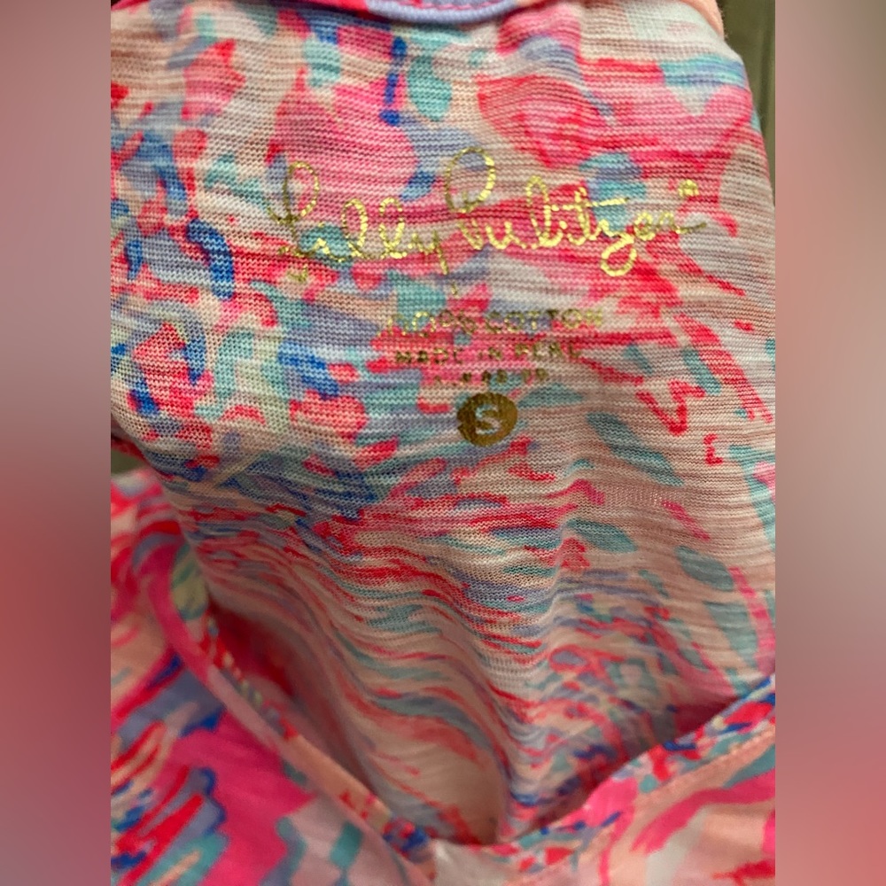 Lily Pulitzer Lightweight Bright Colored V-Neck Tank Top - Picture 3 of 4